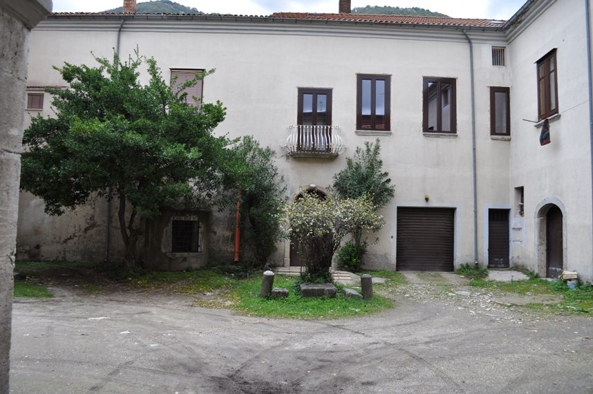 Moscati Family's Mansion, Serino, Italy (12).jpg